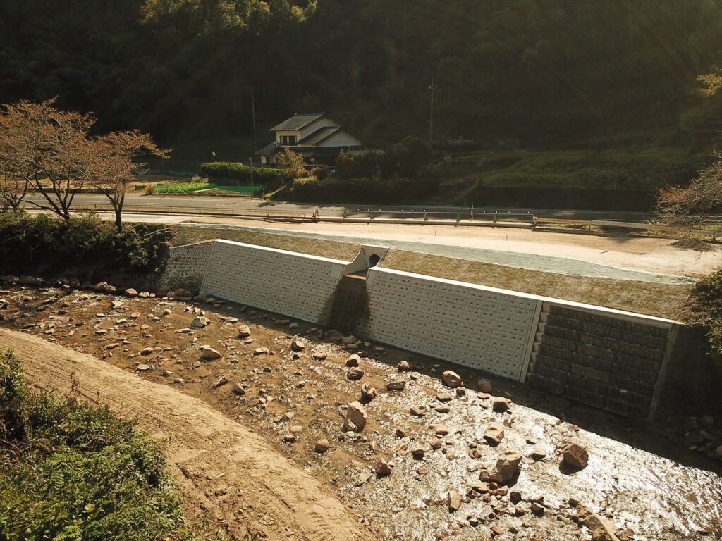 吉田地区（その1）令和3年災　公共土木施設災害復旧工事写真